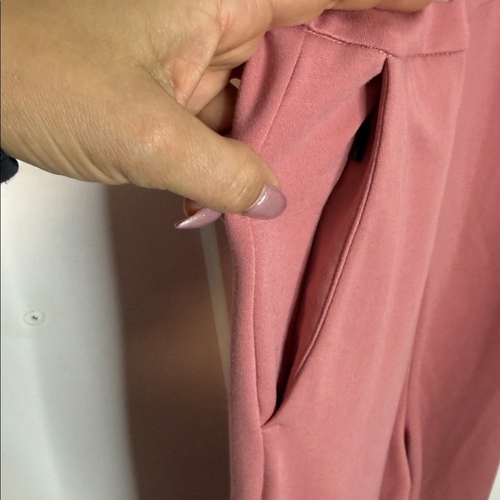 Kit and Ace - US10 - Made to Move Mauve Dusty Rose High Neck Sleeveless Jumpsuit - Picture 5 of 9